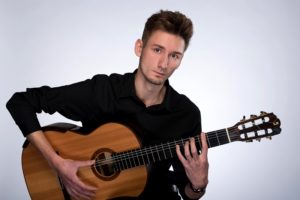 Wiktor Wilgocki - nauczyciel gry na gitarze klasycznej